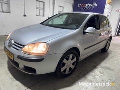 volkswagen---golf---1.4-trendline---rf-854-r