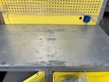 Miniaturansicht von Werkbank aus Metall