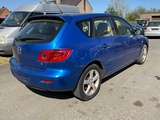 Miniaturansicht von 2004 Mazda 3 PKW