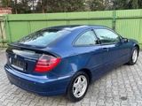 Minituur van Mercedes-Benz - C200K COUPE - Auto - 2001