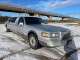 Minituur van 1997 Lincoln Town Car limosine