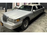 Minituur van 1997 Lincoln Town Car limosine