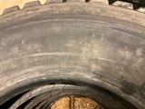 Thumbnail of 4x 295/80 R22.5 Michelin Retread Truck Tire