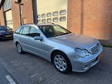 Minituur van Mercedes-Benz C220 Combi CDI Elegance, 80-ZP-SL