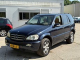 Minituur van Mercedes-Benz ML 400 CDI Automaat, 41-BK-JD