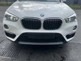 Minituur van 2018 BMW X1 stationwagen