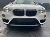 Minituur van 2018 BMW X1 stationwagen