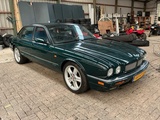 Miniaturansicht von Jaguar XJR 4.0 PKW