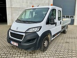 Minituur van 2023 Peugeot Boxer laadbak - 40000km - 7 pers. - trekhaak
