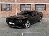 Minituur van Dodge Challenger SXT PLUS 3.6 V6 305pk 2015