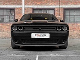 Minituur van Dodge Challenger SXT PLUS 3.6 V6 305pk 2015