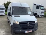 Miniaturansicht von 2021 Mercedes-Benz L2U3 Sprinter Transporter