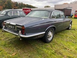 Minituur van 1976 Daimler Double Six Van Den Plas