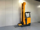 Minituur van Jungheinrich ETV 216 Reach truck
