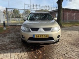 Minituur van Mitsubishi - Outlander - 2.4 Intro Edit. 2WD - Car - 2007