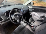 Minituur van Mitsubishi - Outlander - 2.4 Intro Edit. 2WD - Car - 2007