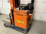 Minituur van Toyota  - 5FBRE14 - Reach truck