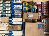 Minituur van 186 kg net bearings from SKF, FAG, INA and others