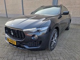 Miniaturansicht von 2017 Maserati Levante 3.0 V6 D Allradantrieb PKW