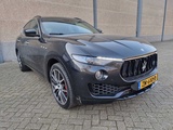 Miniaturansicht von 2017 Maserati Levante 3.0 V6 D Allradantrieb PKW