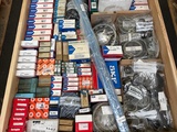 Minituur van 229 kg net bearings from SKF, FAG, INA, NTN, NSK, IKO, RHP, Koyo, Torrington and others