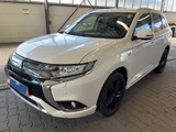 Miniaturansicht von Mitsubishi Outlander 2.4 PHEV Spirit 4WD 2020