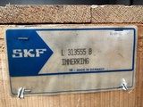 Minituur van 128 kg net large bearings from  SKF
