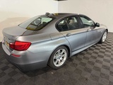 Minituur van BMW 5-serie  520i High Executive, 46-ZSF-1