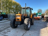 Minituur van Renault 110.54 R7912 Tractor