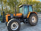 Minituur van Renault 110.54 R7912 Tractor
