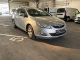 Minituur van Opel Astra Auto