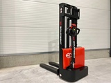 Thumbnail of 2025 EP ESL 2.7 meter Stacker