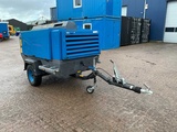 Minituur van Atlas Copco XAHS186DD Mobiele compressor