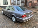 Miniaturansicht von BMW 540i Limousine PKW