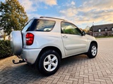 Minituur van 2004 Toyota RAV4