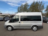 Minituur van 2006 Ford Transit Zelfbouwcamper