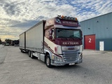 Minituur van 2014 DAF XF510 fan Vrachtwagen met Van Hool combi oplegger