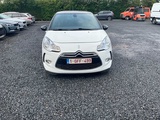 Minituur van 2013 Citroën DS3 S Personenauto