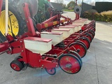 Thumbnail of 2005 Gilles C-Precis+ Precision Seeder