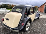 Miniaturansicht von Citroen - 11CV - Traction Avant 11BL - Oldtimer