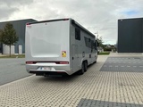 Miniaturansicht von 2023 Mercedes-Benz Adria Supersonic 890LL Camper