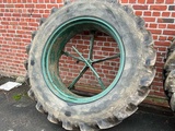 Minituur van 2x tractor velg