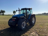 Minituur van 1998 New Holland 8360 DT Vierwielaangedreven landbouwtractor