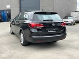 Miniaturansicht von 2019 Opel Astra Sports Tourer