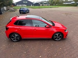 Minituur van Volkswagen Polo 1.0 TSI Highline R-Line G-265-LF