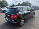 Miniaturansicht von 2012 Mercedes-Benz B 180