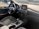 Miniaturansicht von 2012 Mercedes-Benz B 180
