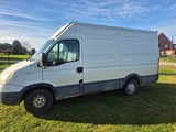 Minituur van Iveco 35S14 Daily Bedrijfswagen 2009