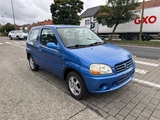 Minituur van 2003 Suzuki Ignis WTAK Personenauto