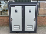 Minituur van 2025 Stahlworks Double Sanitairunit / Toiletunit